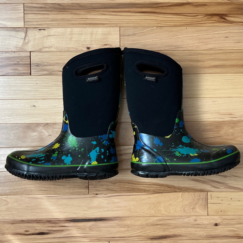 Big Kids size 4 Bogs Winter Boots